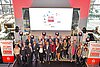 Gruppenbild mit Stifterinnen und Stiftern