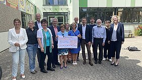Lichtblick Sozialverein unterstützt Projekte und Einrichtungen Spendenübergabe